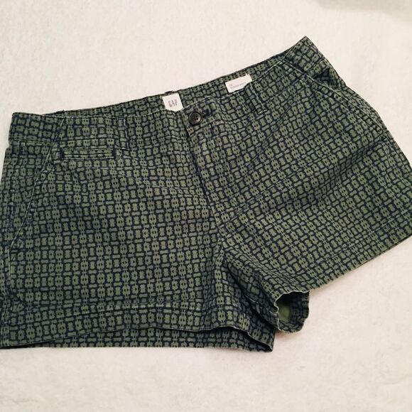 GAP
SUMMER SHORT Geo Print Fabric - Picture 1 of 7